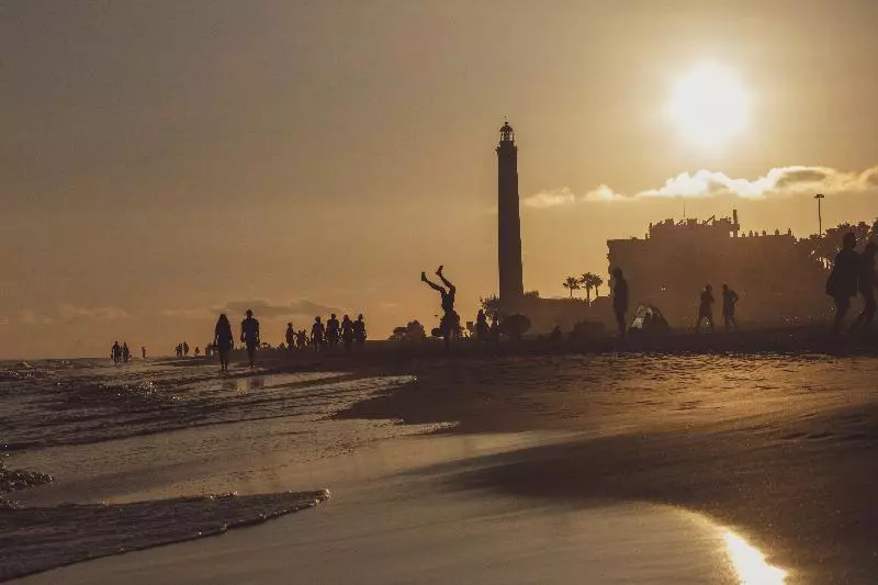 Vista Verde - Adults Only