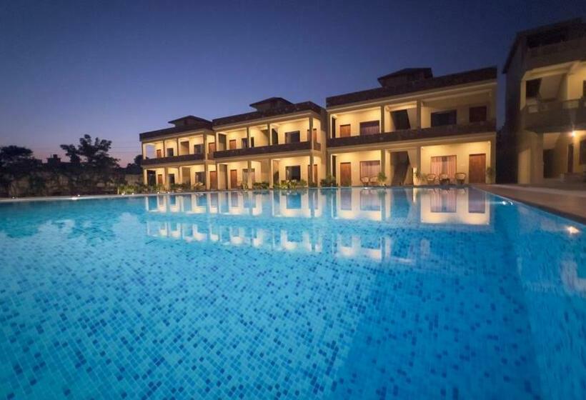 Hotel Rajbagh By Aaryam