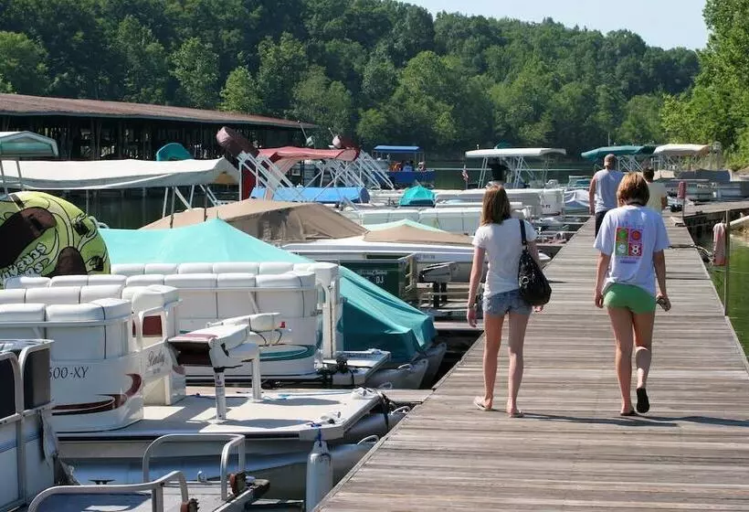 Hotelli Barren River Lake State Resort Park