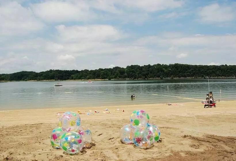 Hotelli Barren River Lake State Resort Park