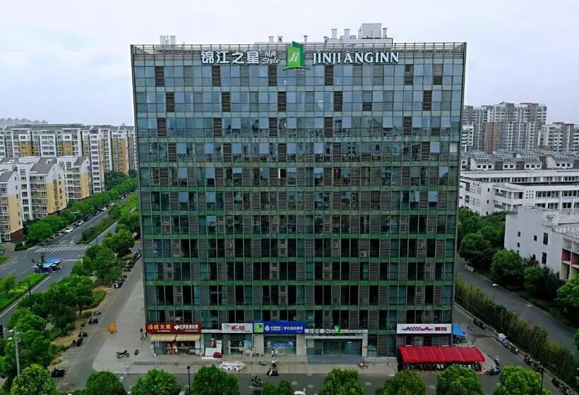 Hotelli Jinjiang Inn Fashion Zhenjiang Dagang Pingchang Road