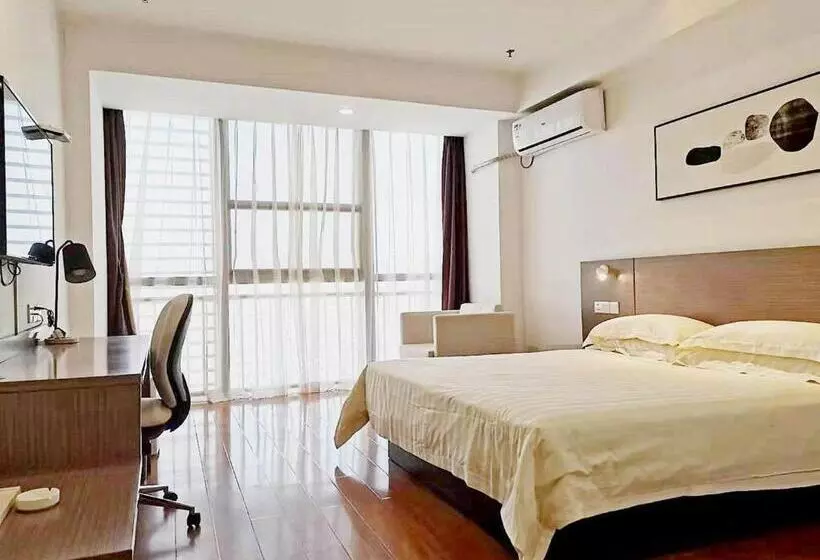 Hotelli Jinjiang Inn Fashion Zhenjiang Dagang Pingchang Road