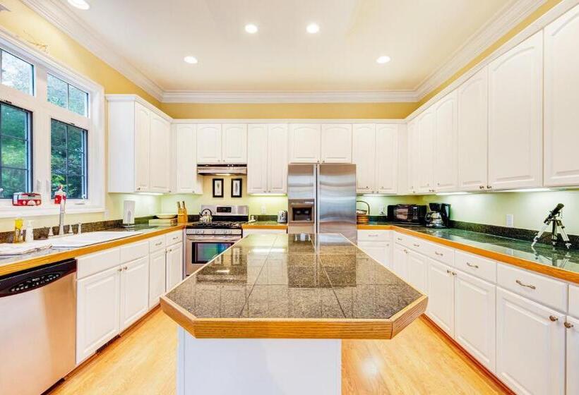 فندق Beacon Court D