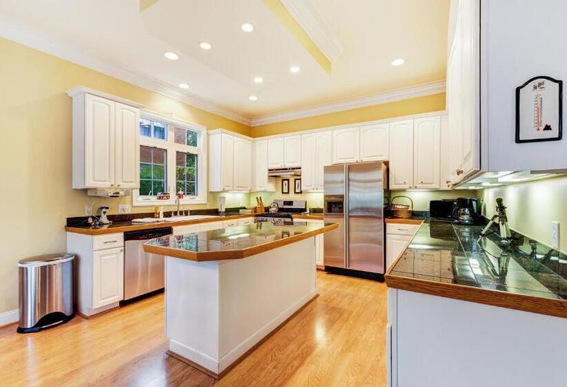 فندق Beacon Court D