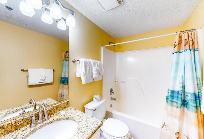 هتل Tropic Isl 501