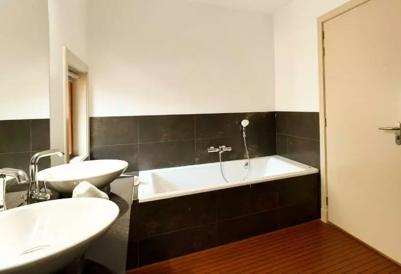 Hotelli Aires de l'Emporda