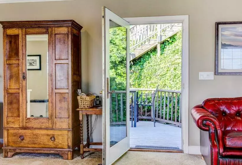 Hotelli Bayside Cottage