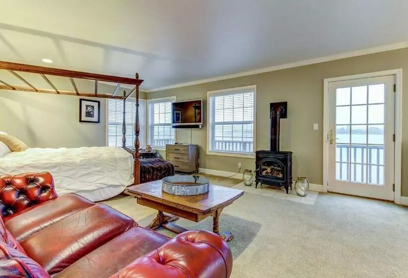 Hotelli Bayside Cottage