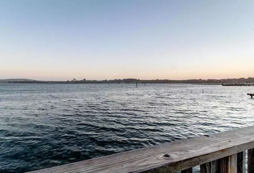 Hotelli Bayside Cottage