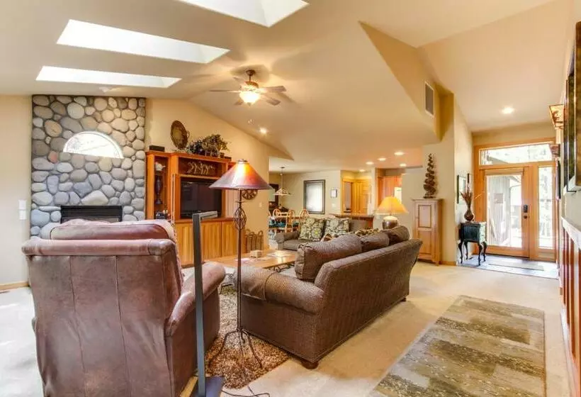 Hotelli Conifer Lane 01 | Discover Sunriver