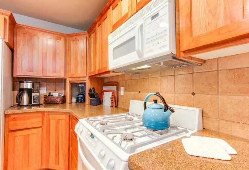 Hotelli Conifer Lane 01 | Discover Sunriver