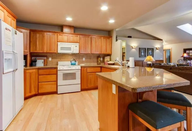 Hotelli Conifer Lane 01 | Discover Sunriver