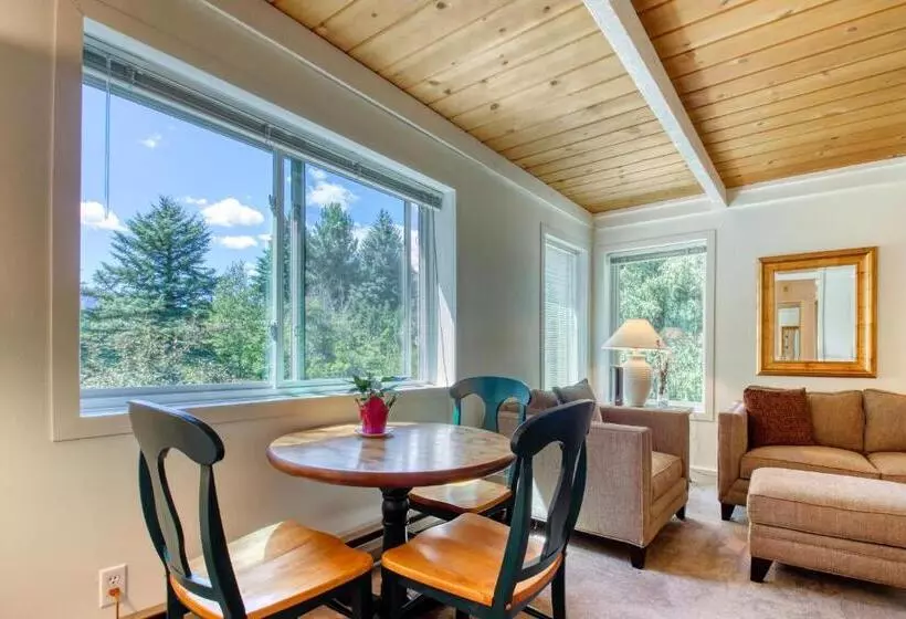 ホテル Sun Valley Atelier Studio  Serenade