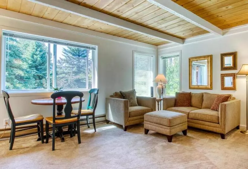 ホテル Sun Valley Atelier Studio  Serenade