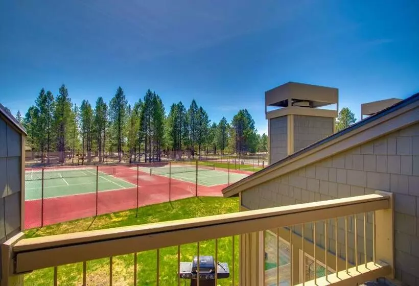 Hotelli 16 Quelah Condo