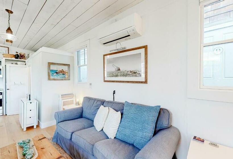 فندق Long Point Getaway