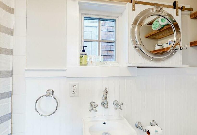 فندق Long Point Getaway