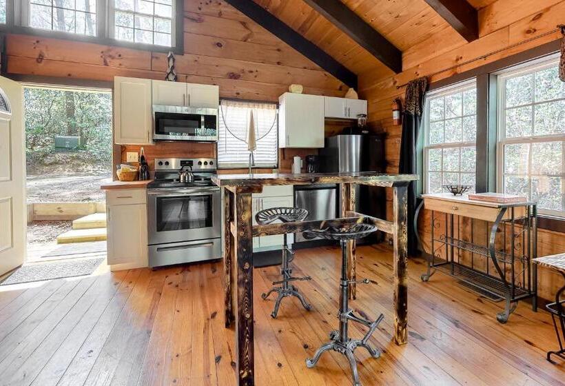 בית מלון כפרי Idlewild