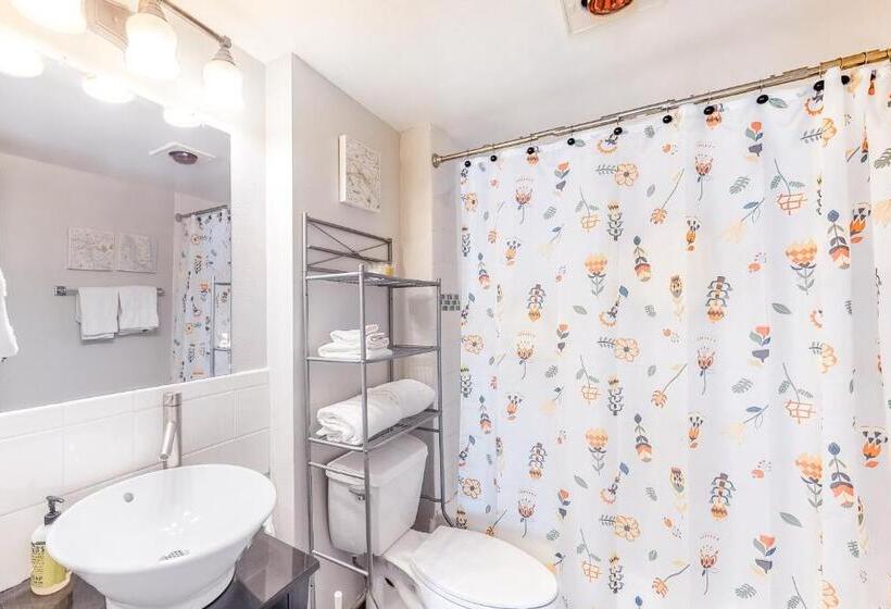 בית מלון כפרי Mountain Stream Condo