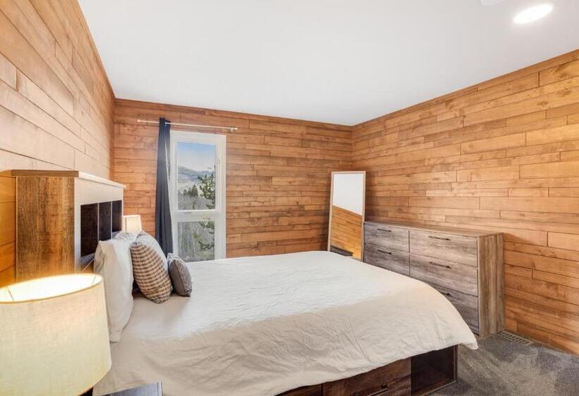 هتل Mountain Views & Meadows