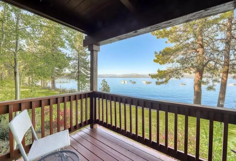 ホテル Our Lake House