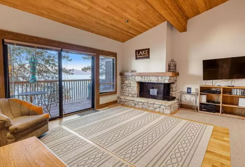 ホテル Our Lake House