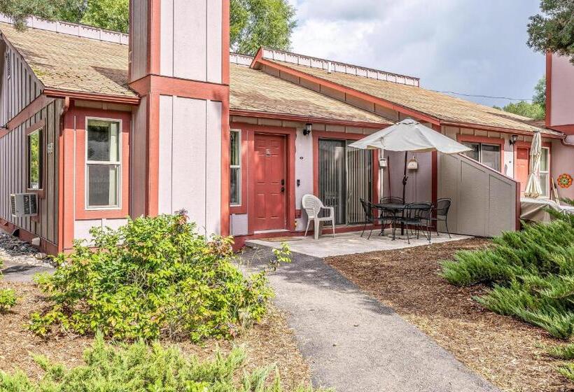 בית מלון כפרי Whitefish Memories