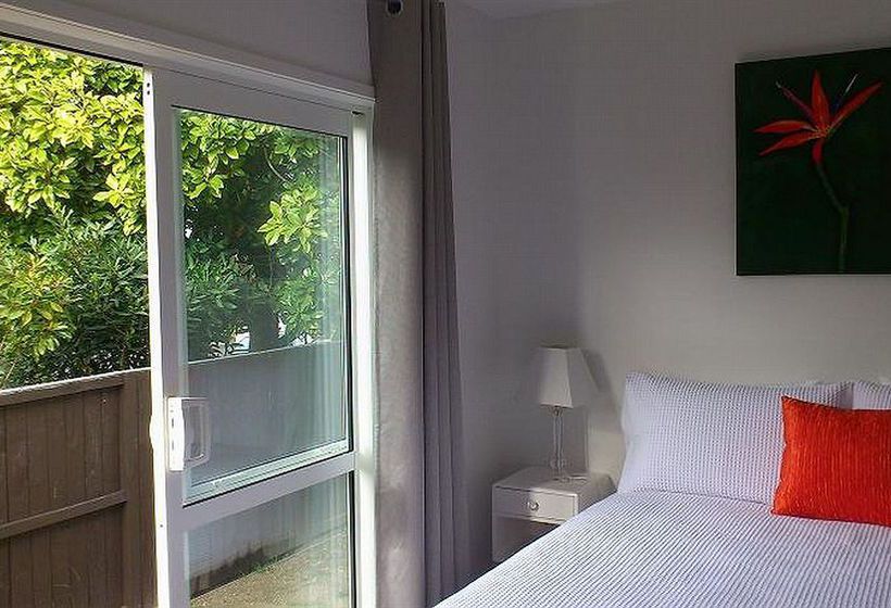 Amori Lodge Bed And Breakfast