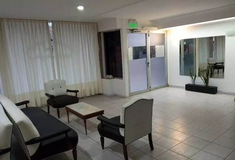 ホテル Aoma Mar Del Plata