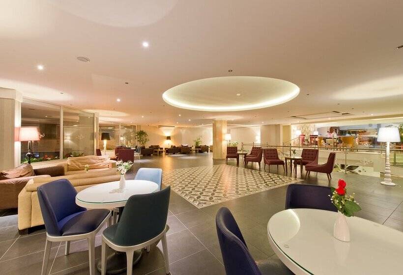 فندق Aventura Park