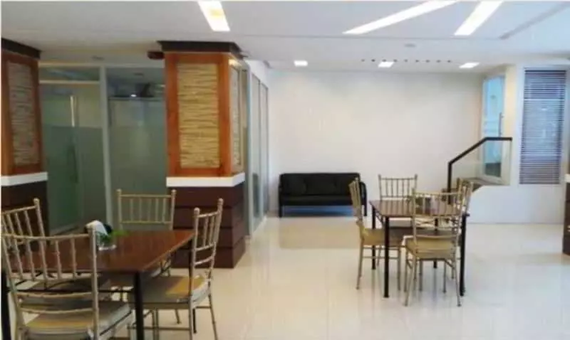 Hotel Chriscent Ville