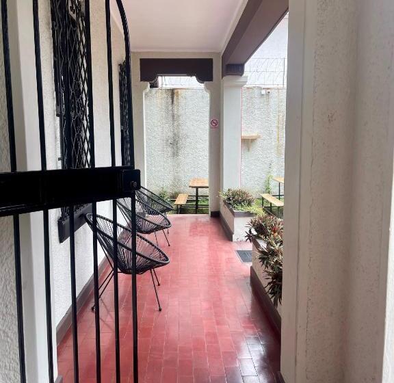 فندق Costa Rica Guesthouse