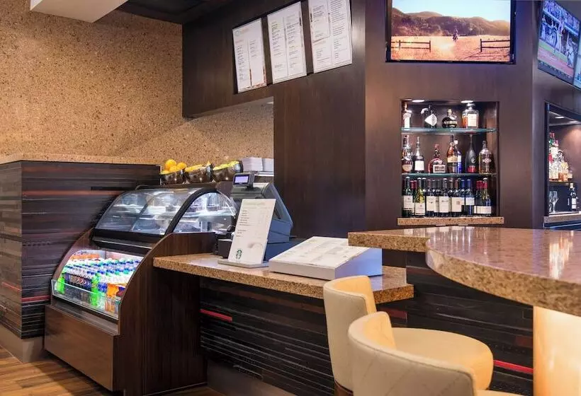 호텔 Courtyard By Marriott Irvine Spectrum