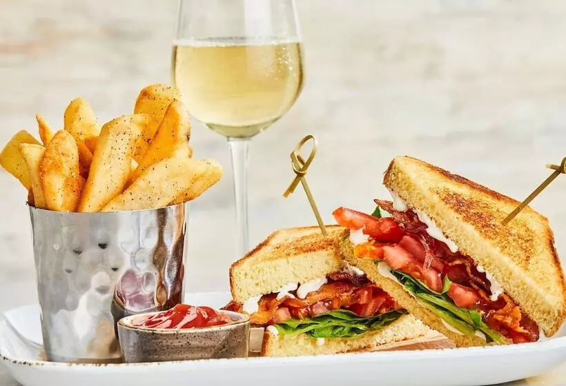 호텔 Courtyard By Marriott Irvine Spectrum