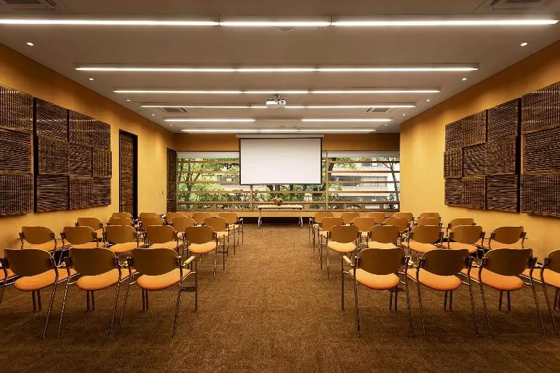 Ek Hotel By Preferred Hotels Group