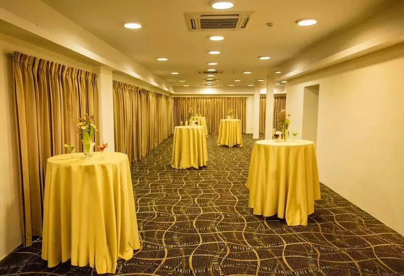 ホテル Gsh Colombo