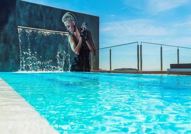 هتل Hf Fenix Music