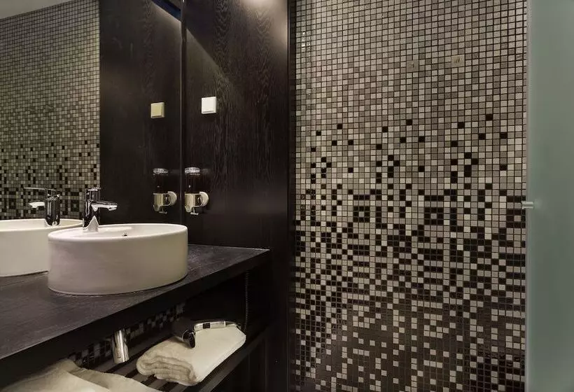 هتل Hf Fenix Music