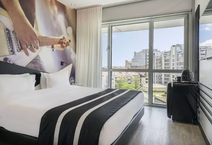 هتل Hf Fenix Music