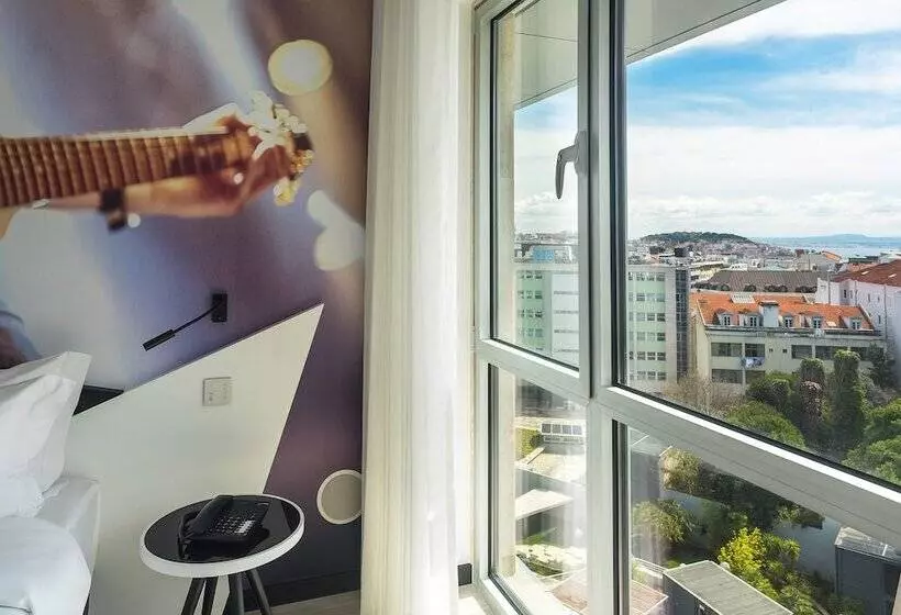 هتل Hf Fenix Music