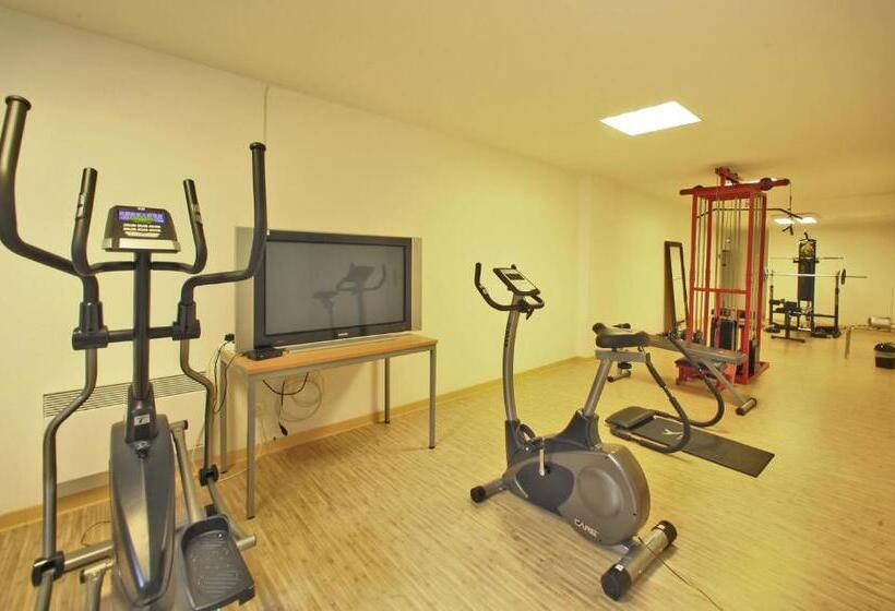 호텔 Hôtel Le Madrigal