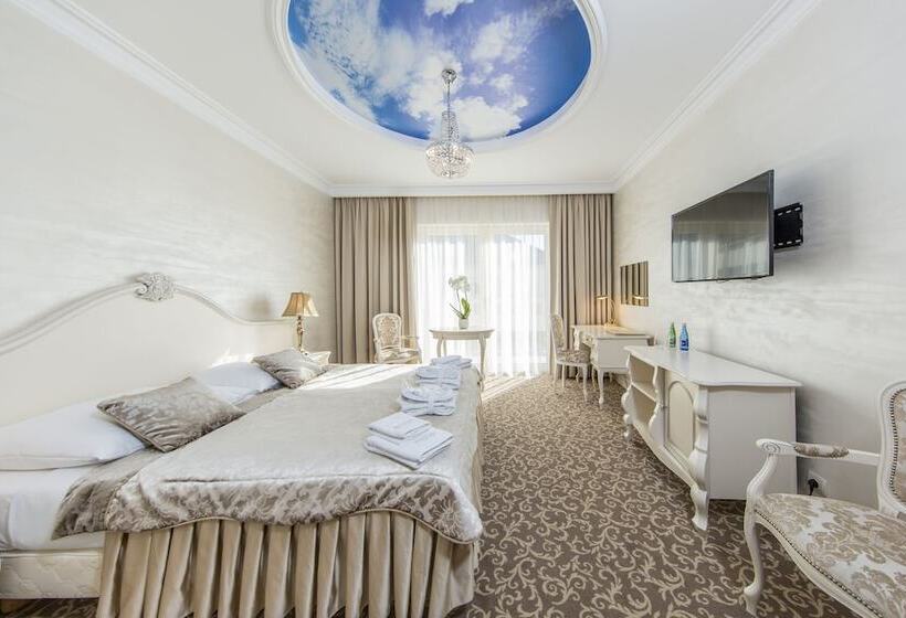 בית מלון כפרי Kiston