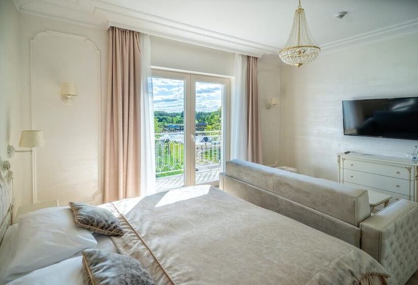 בית מלון כפרי Kiston