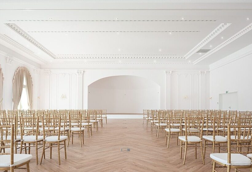 בית מלון כפרי Kiston