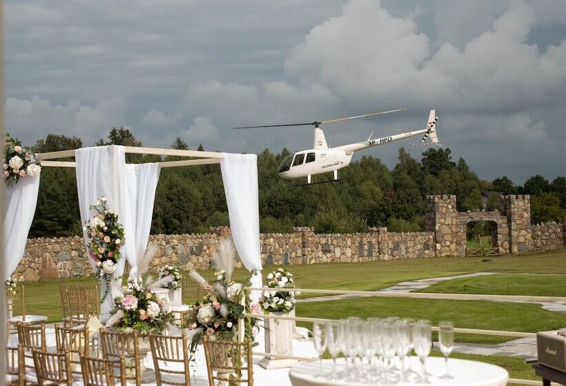 בית מלון כפרי Kiston