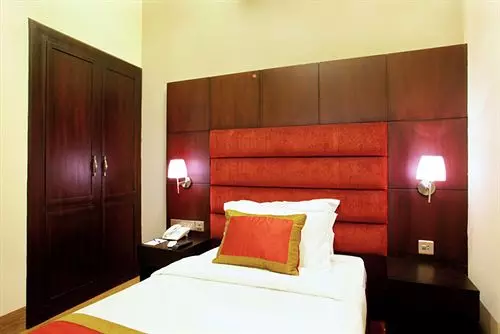 هتل Orchard Suites Ltd