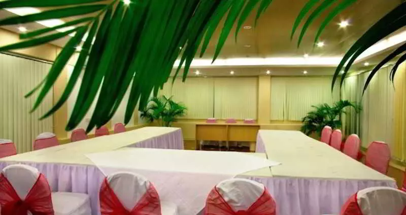 هتل Orchard Suites Ltd