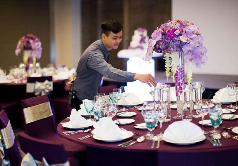 Hotel Pullman Saigon Centre