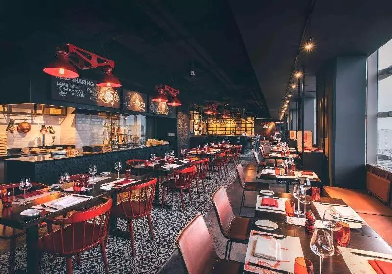 酒店 Pullman Saigon Centre