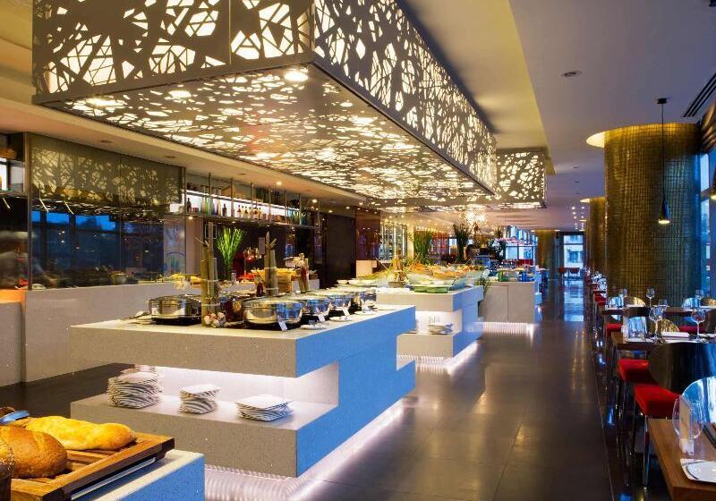 Hotel Pullman Saigon Centre